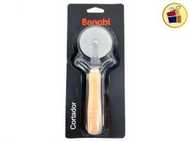 CORTA PIZZA MANGO DE MADERA 17.5CM EN BLISTER (23143/231431) BENABI