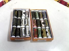 SET DE HILO X12 EN CAJA BLANCO/NEGRO Y COLOR 80 YARDAS JAISPUR(1275/224146)